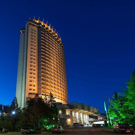 Kazakhstan Hotel Almaty Exterior foto